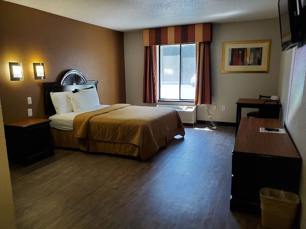 Imagen de la habitación del Hotel Araamda Inn Norcross. Foto 18