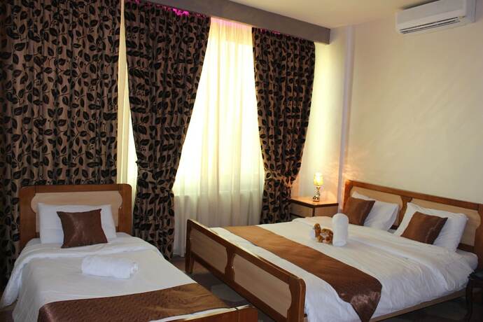 Imagen de la habitación del Hotel Arab Tower. Foto 22