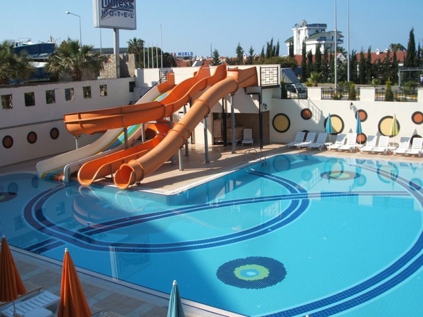 Imagen general del Hotel Arabella World. Foto 3