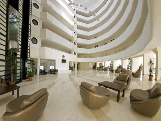 Imagen general del Hotel Arabella World. Foto 9