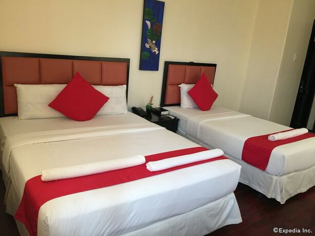 Imagen de la habitación del Hotel Arabelle Suites. Foto 21
