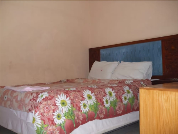 Imagen de la habitación del Hotel Arabian Nights. Foto 3