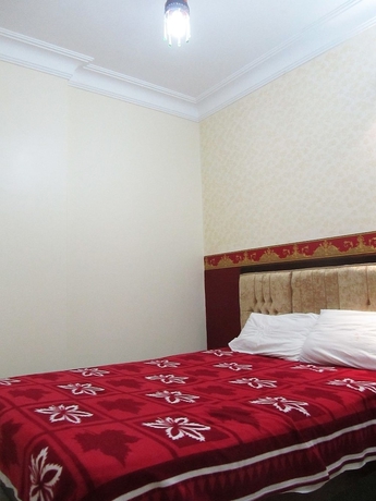 Imagen de la habitación del Hotel Arabian Nights. Foto 11