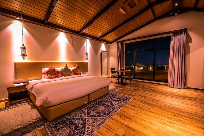 Imagen de la habitación del Hotel Arabian Nights Resort and Spa. Foto 20