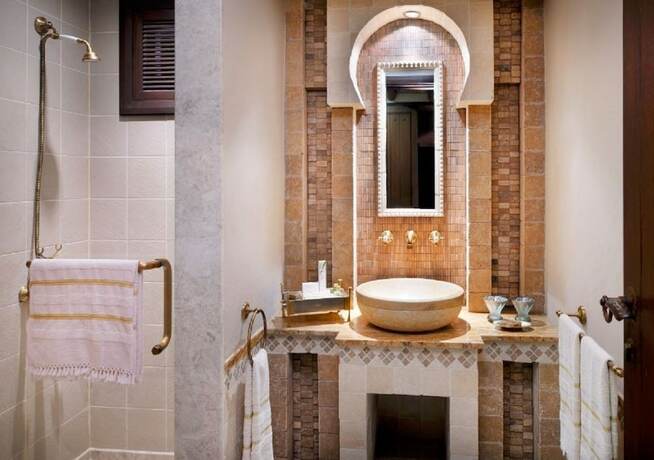 Imagen de la habitación del Hotel Arabian Nights Village, Mshayrif. Foto 11