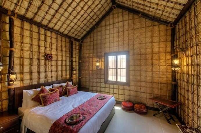 Imagen de la habitación del Hotel Arabian Nights Village, Mshayrif. Foto 12