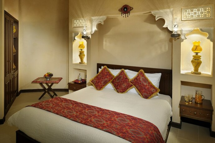 Imagen de la habitación del Hotel Arabian Nights Village, Mshayrif. Foto 13
