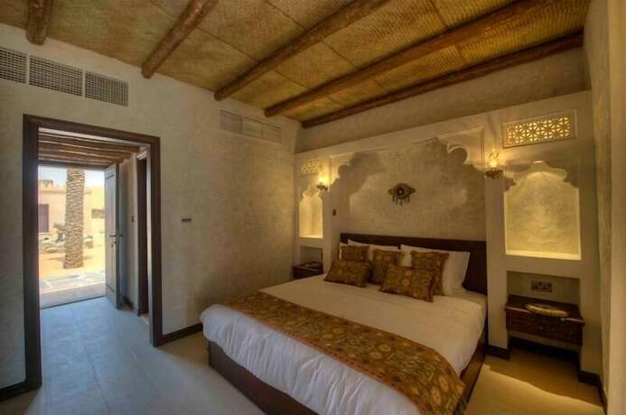 Imagen de la habitación del Hotel Arabian Nights Village, Mshayrif. Foto 17