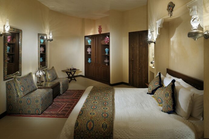 Imagen de la habitación del Hotel Arabian Nights Village, Mshayrif. Foto 19