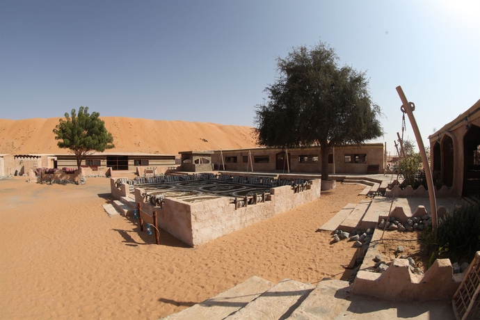 Imagen de los exteriores del Hotel Arabian Oryx Camp. Foto 9