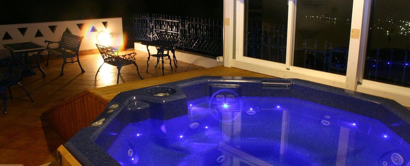 Imagen de la piscina del Hotel Arabianart and Gallery. Foto 7