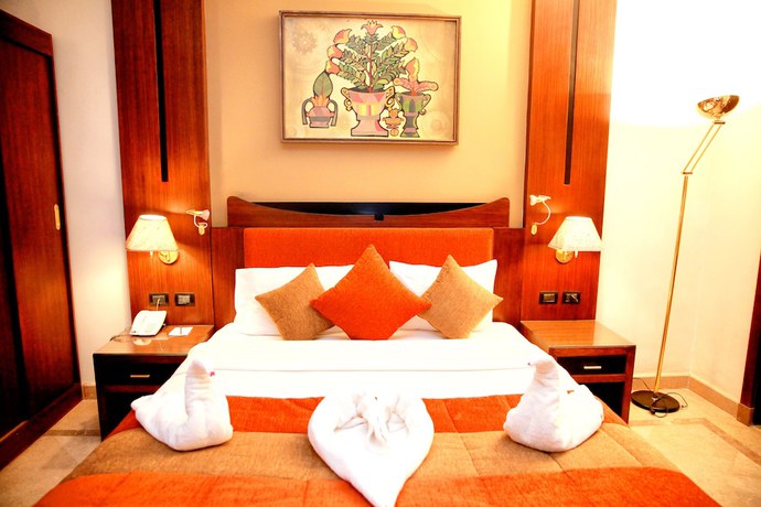 Imagen de la habitación del Hotel Aracan Eatabe Luxor. Foto 7