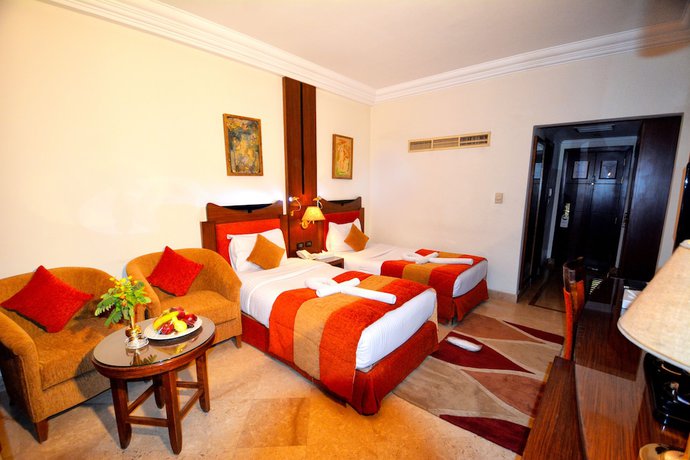 Imagen de la habitación del Hotel Aracan Eatabe Luxor. Foto 8