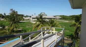 Imagen de la piscina del Hotel Aracari Guyana. Foto 16
