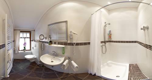 Imagen de la habitación del Hotel Arador. Foto 4