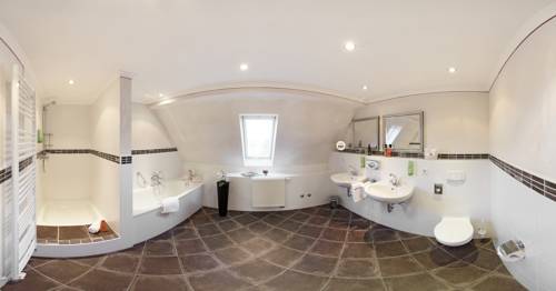 Imagen de la habitación del Hotel Arador. Foto 9