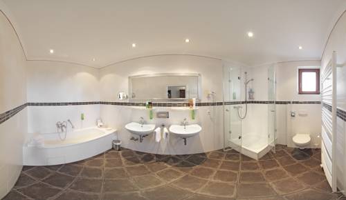 Imagen de la habitación del Hotel Arador. Foto 12