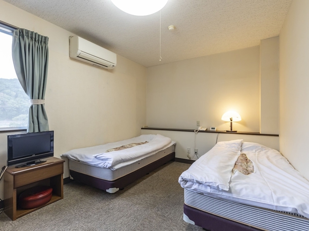 Imagen de la habitación del Hotel Arafune Resort. Foto 5