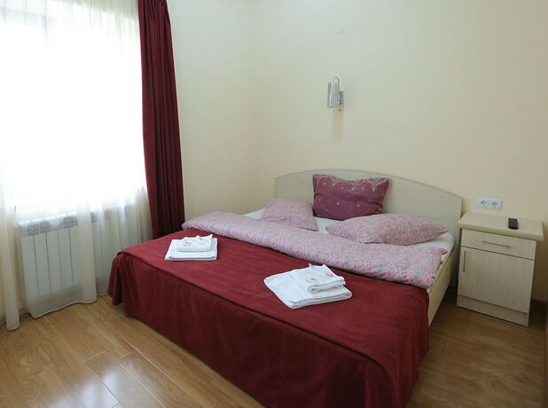 Imagen de la habitación del Hotel Aragats. Foto 16