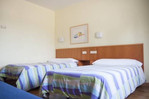 Imagen de la habitación del Hotel Aragón, LA PUEBLA DE ALFINDEN. Foto 4