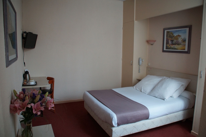 Imagen de la habitación del Hotel Aragon, PERPIGNAN. Foto 8