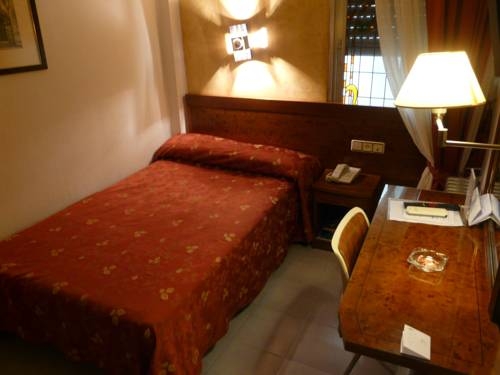 Imagen general del Hotel Aragon, Salamanca. Foto 10