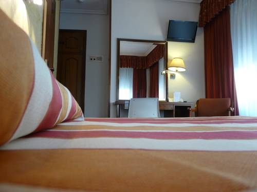 Imagen general del Hotel Aragon, Salamanca. Foto 13