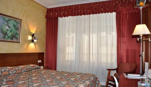 Imagen general del Hotel Aragon, Salamanca. Foto 15