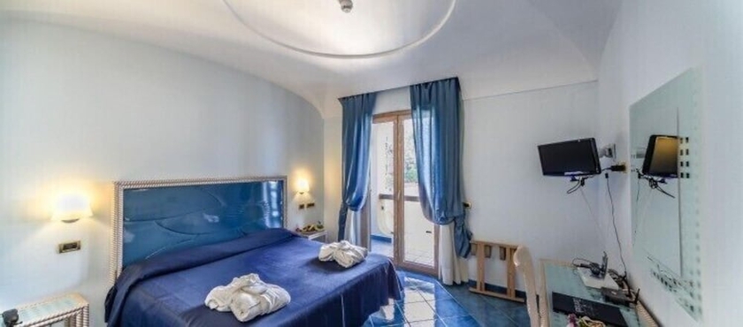 Imagen de la habitación del Hotel Aragona Palace and Spa. Foto 11