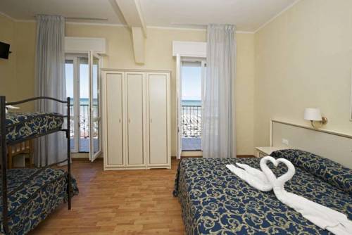 Imagen de la habitación del Hotel Aragosta, Cattolica. Foto 9