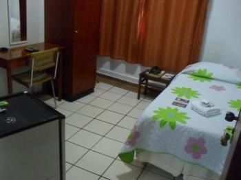 Imagen de la habitación del Hotel Araguaia Goiania. Foto 1