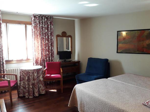 Imagen de la habitación del Hotel Aragüells. Foto 2