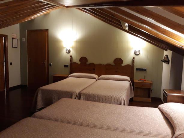 Imagen de la habitación del Hotel Aragüells. Foto 3