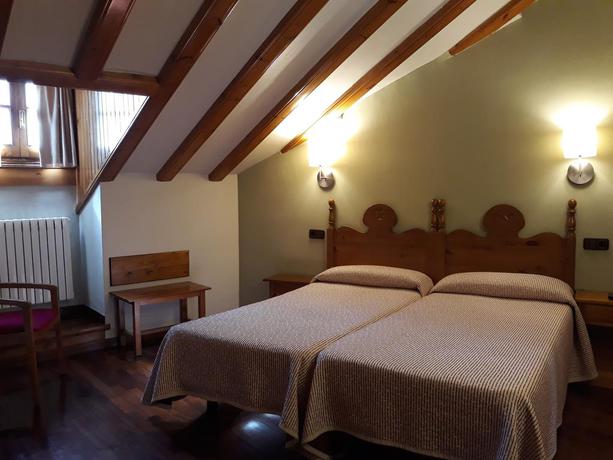 Imagen de la habitación del Hotel Aragüells. Foto 4