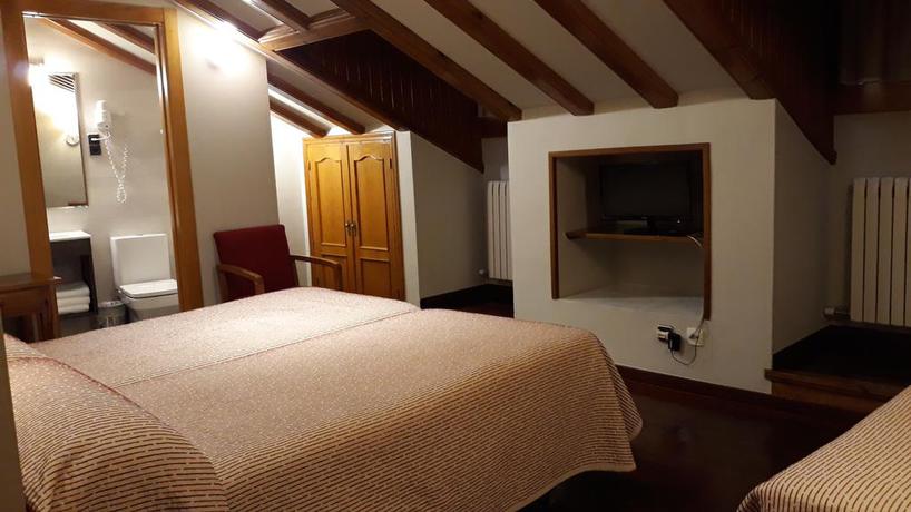 Imagen de la habitación del Hotel Aragüells. Foto 8