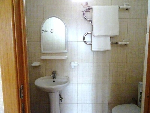 Imagen de la habitación del Hotel Aragva. Foto 14