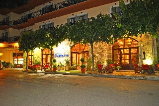 Imagen general del Hotel Arahova Inn. Foto 2