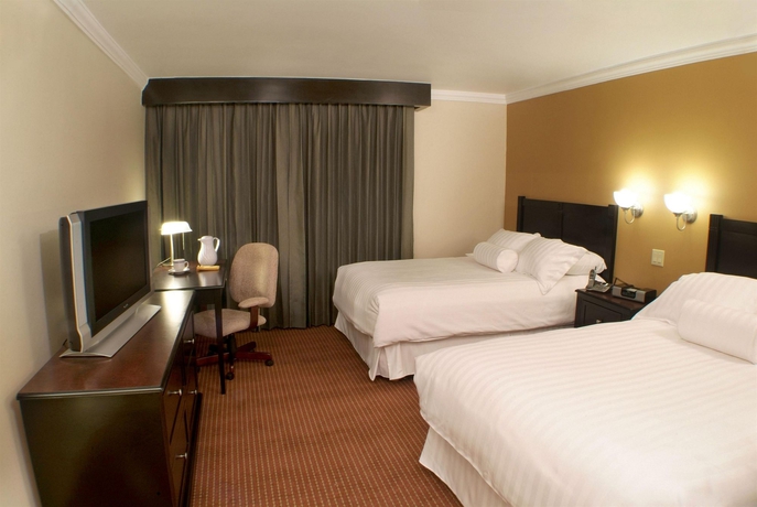 Imagen de la habitación del Hotel Araiza Mexicali. Foto 3