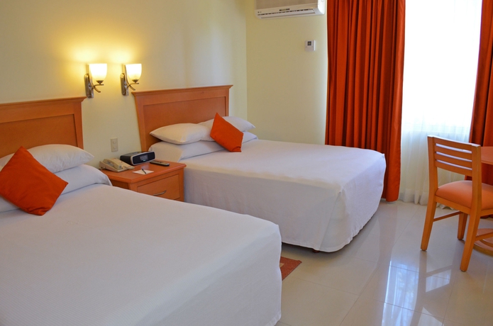 Imagen de la habitación del Hotel Araiza Palmira. Foto 3