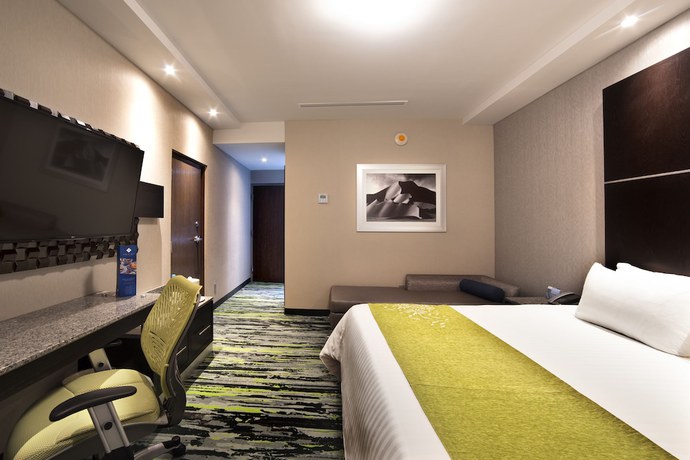 Imagen de la habitación del Hotel Araiza San Luis. Foto 13