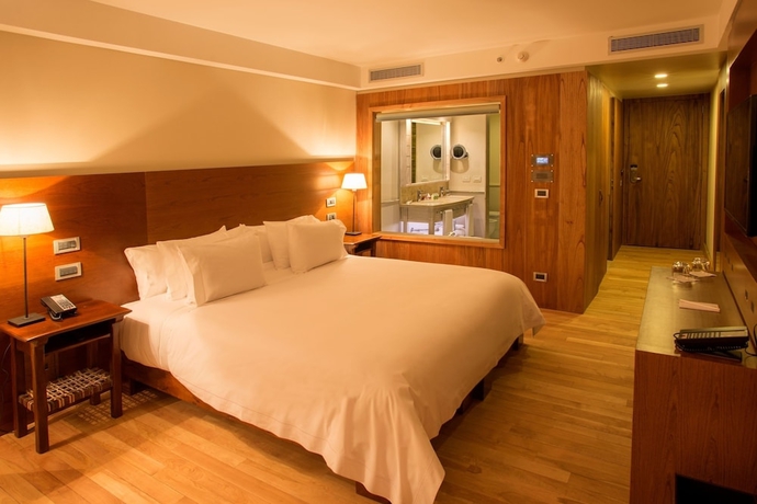 Imagen de la habitación del Hotel Arakur Ushuaia Resort and Spa. Foto 8