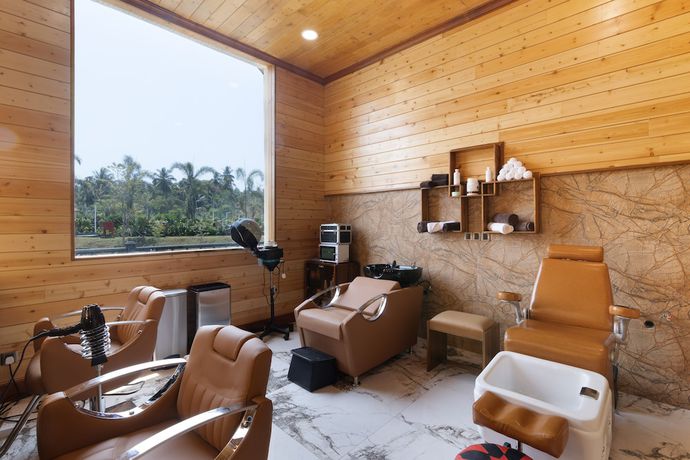 Imagen de los interiores del Hotel Araliya Beach Resort and Spa. Foto 15