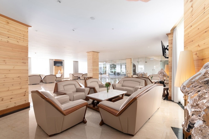 Imagen de los interiores del Hotel Araliya Red. Foto 19