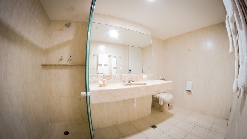 Imagen de la habitación del Hotel Aram Beach E Convention. Foto 16