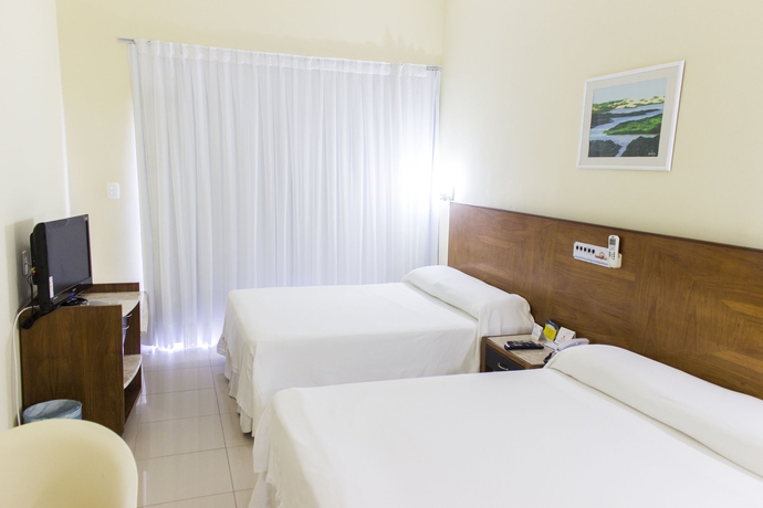 Imagen de la habitación del Hotel Aram Imirá Beach Resort. Foto 9