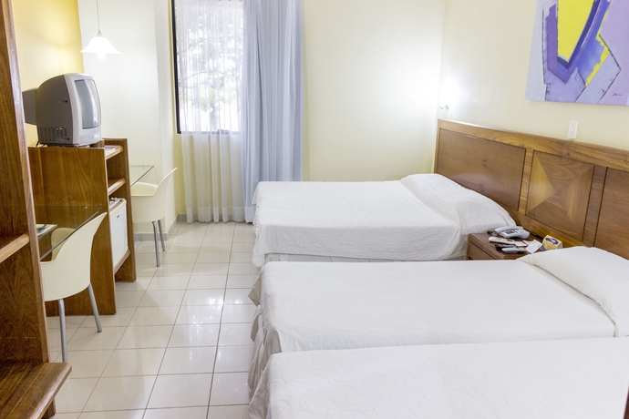 Imagen de la habitación del Hotel Aram Imirá Beach Resort. Foto 10