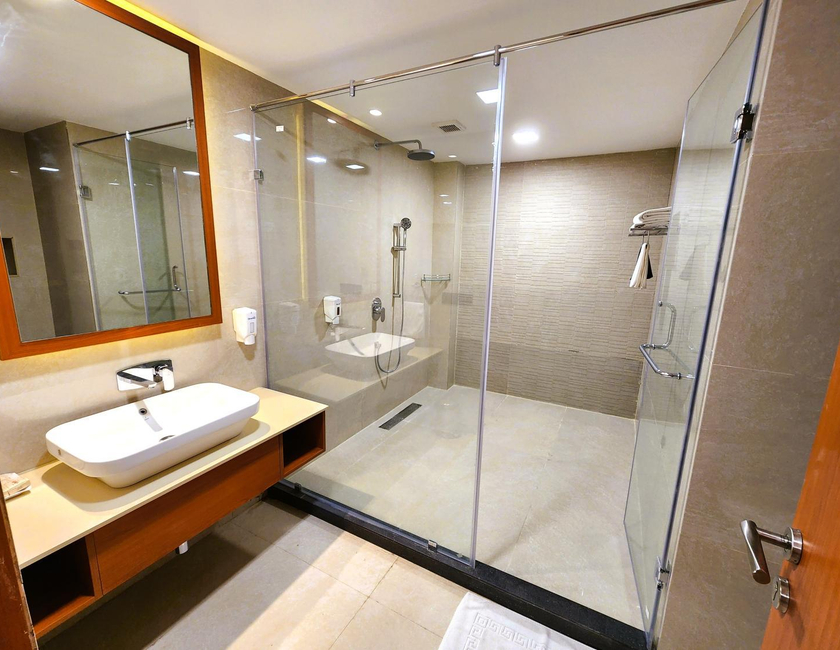 Imagen general del Hotel Aram, Jamnagar. Foto 12