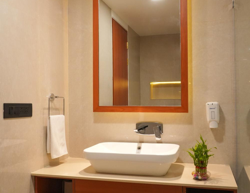 Imagen general del Hotel Aram, Jamnagar. Foto 22