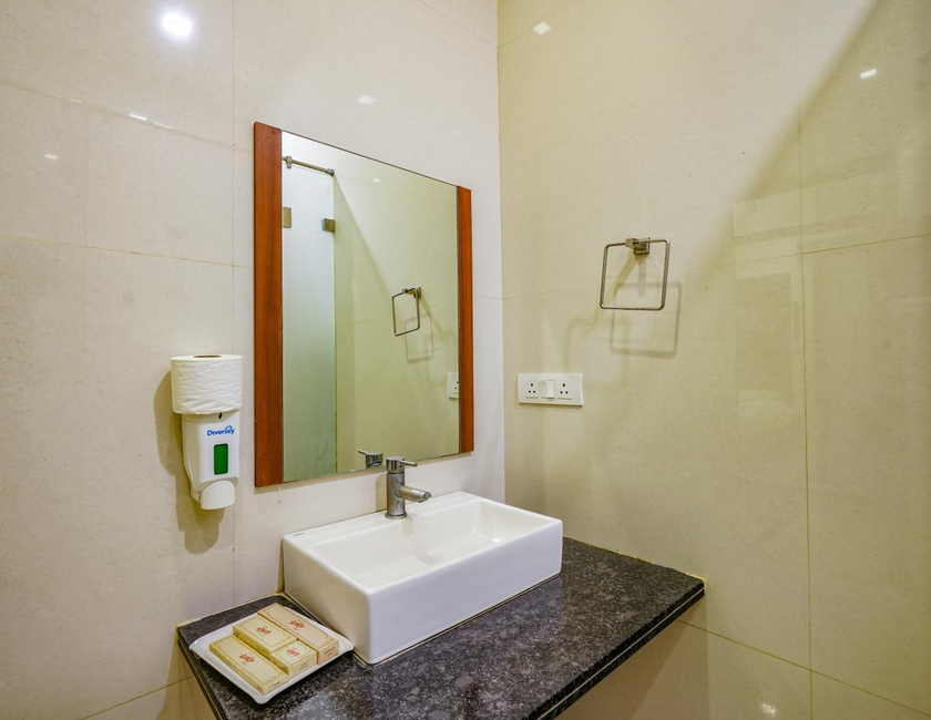 Imagen general del Hotel Aram, Jamnagar. Foto 24