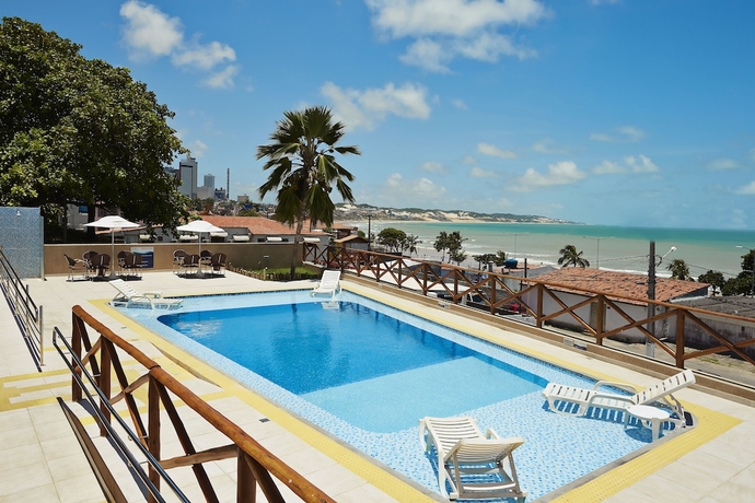 Imagen de la piscina del Hotel Aram Ponta Negra. Foto 19